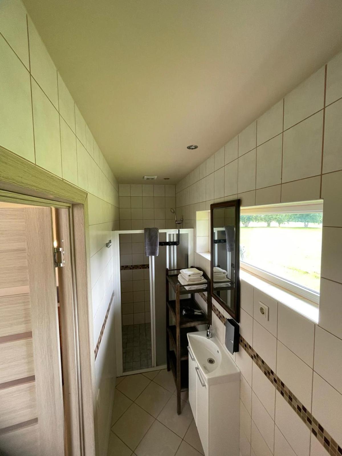 Beach Guesthouse Lenkas Saraiķi Kültér fotó